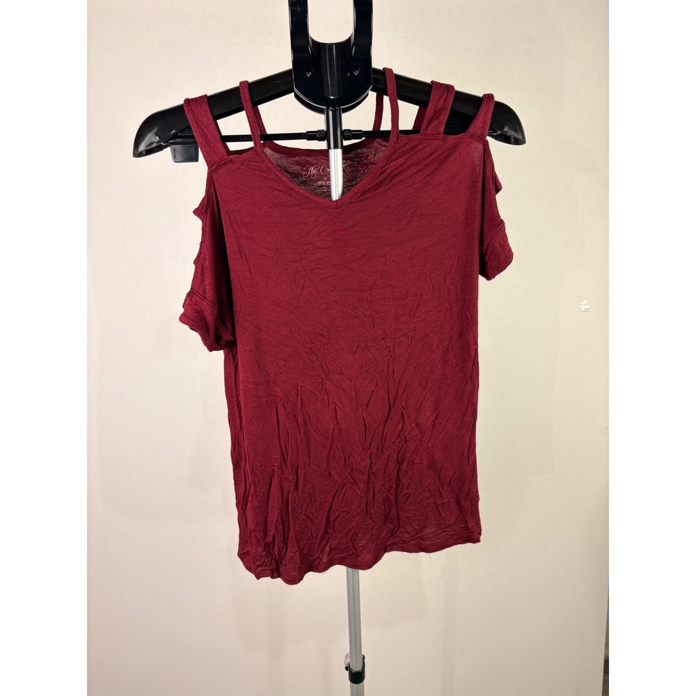 Hippie Rose The Cozy Tee Burgundy Cold Shoulder Multi Strap Top XS H7F0200M
